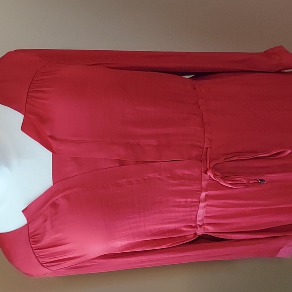 Top - Picture 2 of 4